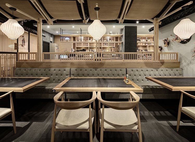 饭店装修设计效果图（饭店装修效果图该怎么设计更为合理）