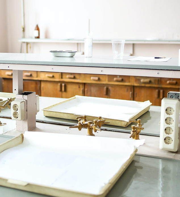 厂家实验室装修中的常见实验室家具